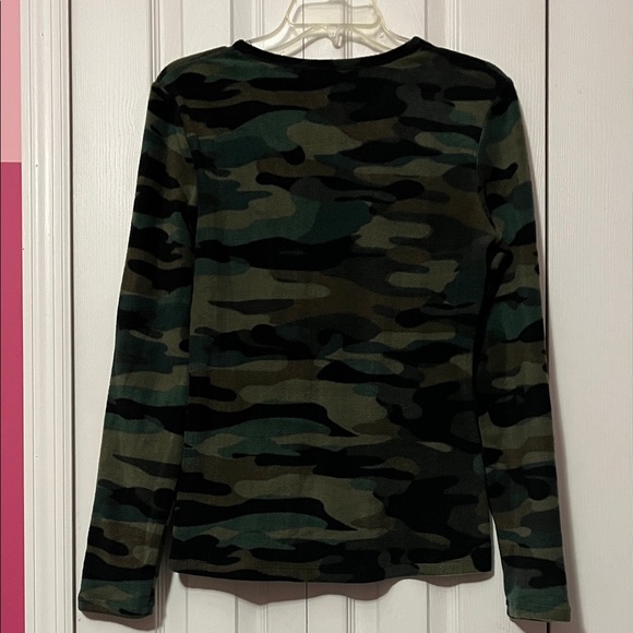 Cuddl Duds Camo Fleece Long Sleeve Shirt - Picture 3 of 3